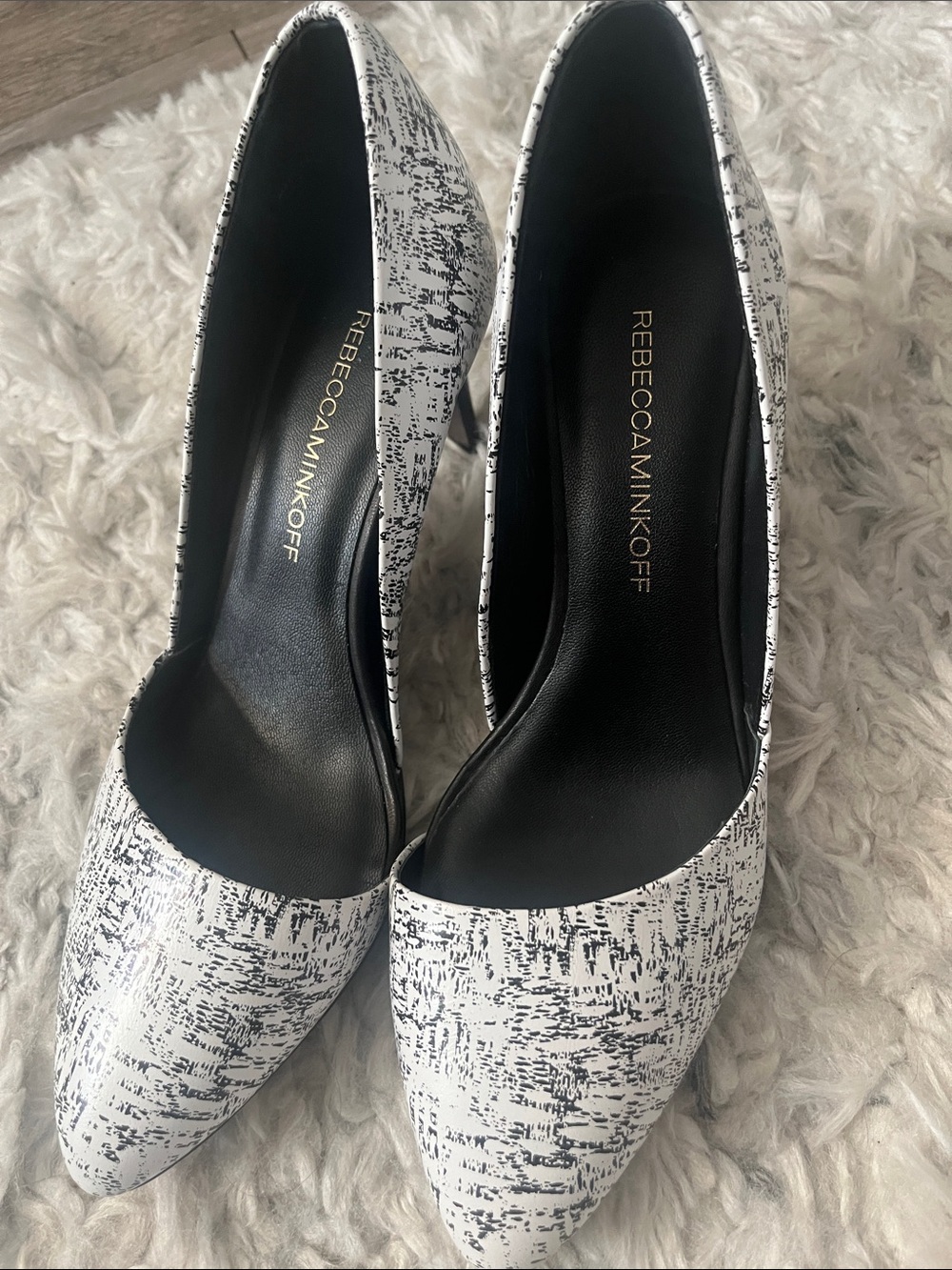 Rebecca Minkoff White & Black Textured Pointed-Toe Pumps - Picture 2 of 4